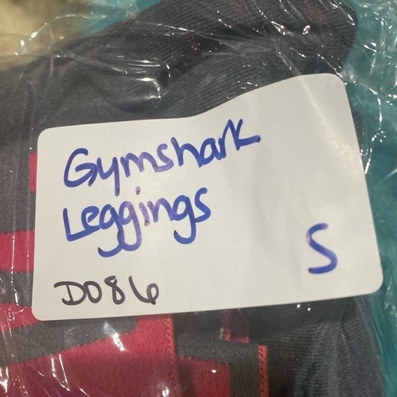 Gymshark Gray with Pink Waist Athletic Pants/Leggings in Sz Small - Picture 7 of 7